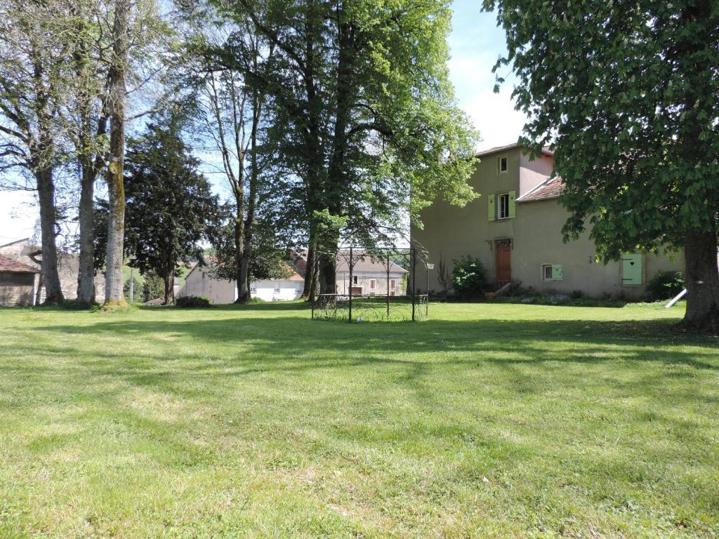 Le Jardin Des Lys Bed & Breakfast Gemmelaincourt Exterior photo